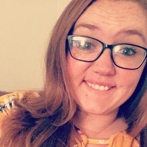 Meet your Posher, Kelli